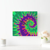 紫と緑のスパイラル絞り染め時計 スクエア壁時計 (ホーム)