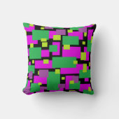 紫と緑のパターンを持つブラック装飾用クッション クッション (正面)