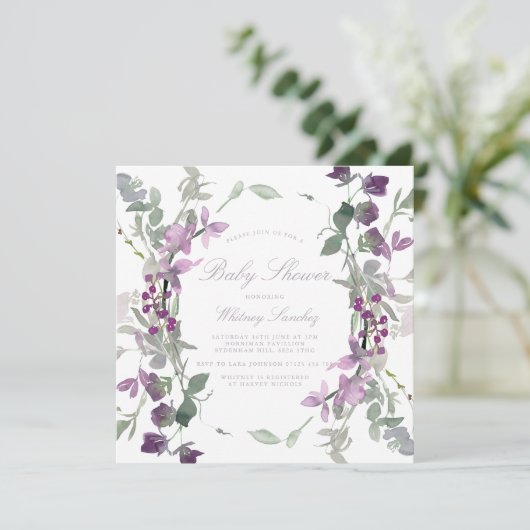 紫と薄紫ワイルドフラワースクエアベイビーシャワー 招待状 (スタンド正面)