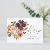 紫と赤面ピンクのフローラと食事RSVPカード 出欠カード (スタンド正面)