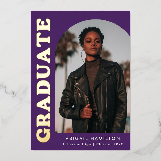 紫と金の箔のアーチの卒業発表 箔招待状 (正面)