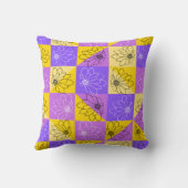 紫と金ゴールドの夏のフローラのシームレスなパターン クッション (裏面)
