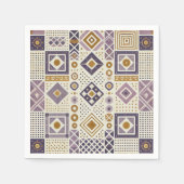 紫と金ゴールドスカンジナビアの幾何学的な分離 スタンダードカクテルナプキン (正面)