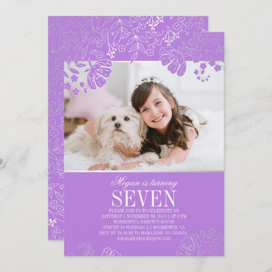 紫と銀のフローラ写真の誕生日パーティー 招待状 (正面/裏面)