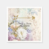 紫と青のアクセントを持つ白いダリア スタンダードカクテルナプキン (正面)