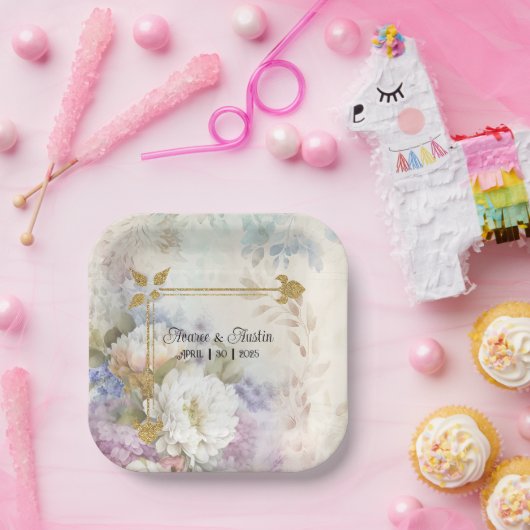 紫と青のアクセントを持つ白いダリア ペーパープレート (パーティー)