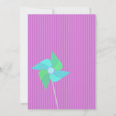 紫と青のピンホイールバースデーパーティー 招待状 (裏面)