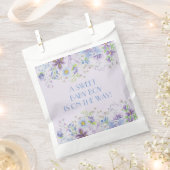 紫と青のフローラの男の子シャワー フェイバーバッグ (クリップ留めされた状態)