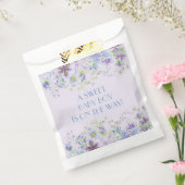 紫と青のフローラの男の子シャワー フェイバーバッグ (封をした状態)