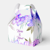 紫と青の水色の花のフローラ フェイバーボックス (正面サイド)