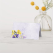 紫と黄のフローラモダンの折り結婚曲げ プレイスカード (裏面)