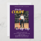 紫と黄色のアスリートバスケットボール卒業 招待状 (正面)