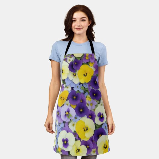 紫と黄色のパンジーの花 エプロン (着用した状態)