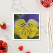 紫と黄色のパンジーの花 スタンダードカクテルナプキン (インサイチュ)