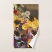 紫と黄色の花の写真 バスタオルセット (ハンドタオル)