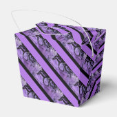 紫と黒のパタストライプのーン取り出し特典ボックス フェイバーボックス (裏面サイド)