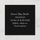 紫と黒の仲介ヨガビジネスカード スクエア名刺 (裏面)