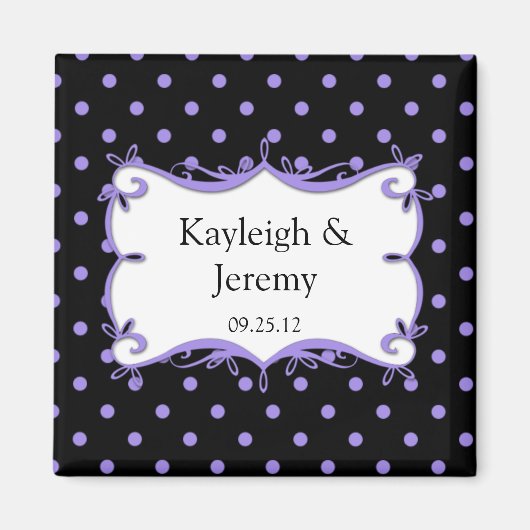 紫と黒の水玉模様は日付を保存 マグネット (正面)