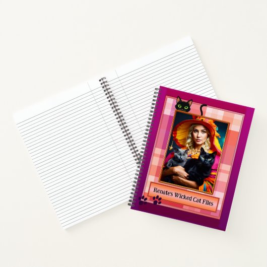 紫のおもしろい格子柄の悪い猫ファイル写真 ノートブック (内部)