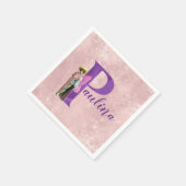 紫のきらめく図解入りの、写真付きの文字P追加の名前 スタンダードカクテルナプキン (角)