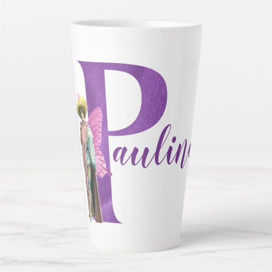 紫のきらめく図解入りの、写真付きの文字P カフェラテマグ (正面)