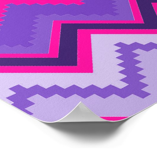 紫のはっきりしたピンクの部族のシボロン紫のギュガーリーメント ポスター (角)