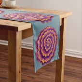 紫のらせん状 ミディアムテーブルランナー (インサイチュ)