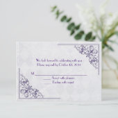 紫のエレガントなコーナーデザイン　出欠のご連絡お願いします 招待状 (スタンド正面)