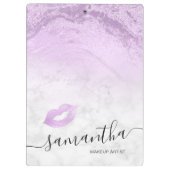 紫のエレガントグリッター唇の大理石メイクアップアーティスト クリップボード (裏面)