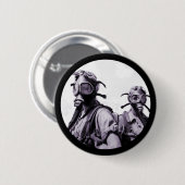 紫のガスマスク 缶バッジ (正面&裏面)