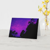 紫のクール空にツリーのシルエット誕生日カード カード (黄色い花)