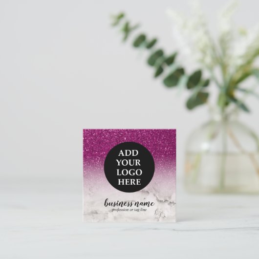 紫のグリッターグラデーションキュラッシーロゴのソーシャルアイコン スクエア名刺 (スタンド正面)