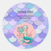 紫のグリッター人魚の海の赤ちゃんシャワーの下 ラウンドシール (正面)