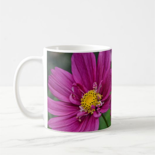 紫のコスモスの花 コーヒーマグカップ (左)