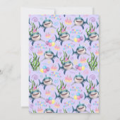 紫のサメの誕生日パーティー招待状 招待状 (裏面)