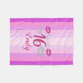 紫のストライプ唇 フリースブランケット (正面(横))