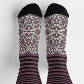 紫のストライプ花のパターン、密かに野生 ソックス (上部)