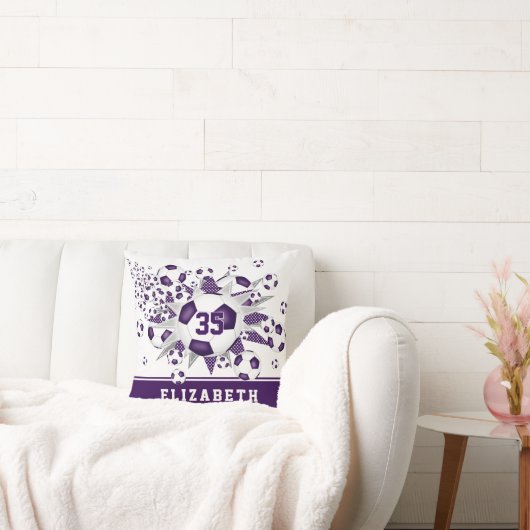 紫のスポーツルームガールズサッカーボール クッション (ソファ)