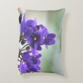 紫のスミレ アクセントクッション (裏面(縦))