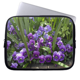 紫のスミレ ラップトップスリーブ