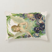 紫のビクトリアンパンジーの花とイースターエンジェル アクセントクッション (正面)