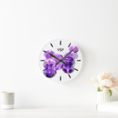 紫のビーズパーソナライズされたイニシャルの壁時計 ラウンド壁時計 (ホーム)