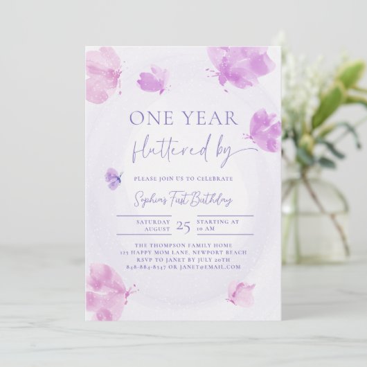 紫のピンクに羽ばたいた蝶の誕生日 招待状 (スタンド正面)
