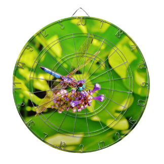 紫のピンクの花に虹色のトンボ ダーツボード