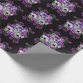 紫のフローラの三重の死んだ砂糖のスカル ラッピングペーパー (角)