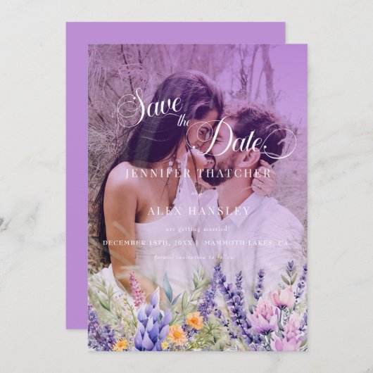 紫のフローラスクリプト | フォトウェディング日付の保存 招待状 (正面/裏面)