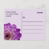 紫のフローラダリア私の花嫁のメイドになる？ インビテーションポストカード (裏面)