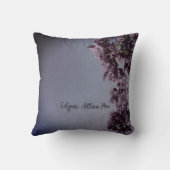 紫のフローラ詩 クッション (裏面)