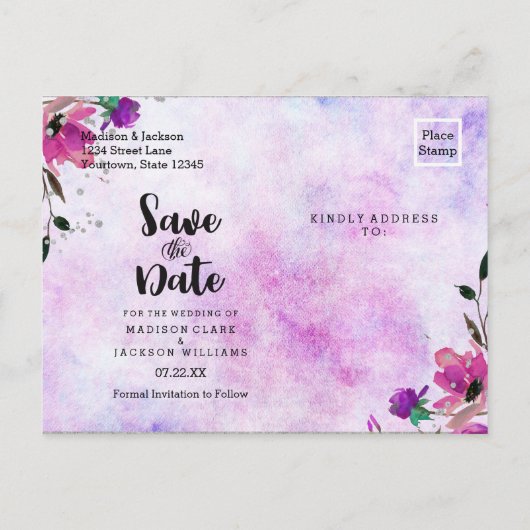 紫のフローラ&シルバーフレーム結婚式の日付を保存 案内ポストカード (裏面)