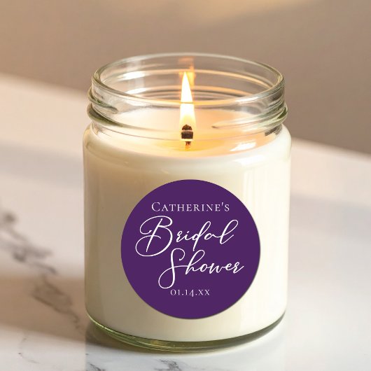 紫のブライダルシャワーパーソナライズされたホワイトスクリプト ラウンドシール